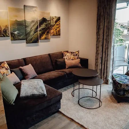 Zillertal Juwel Апартаменти *